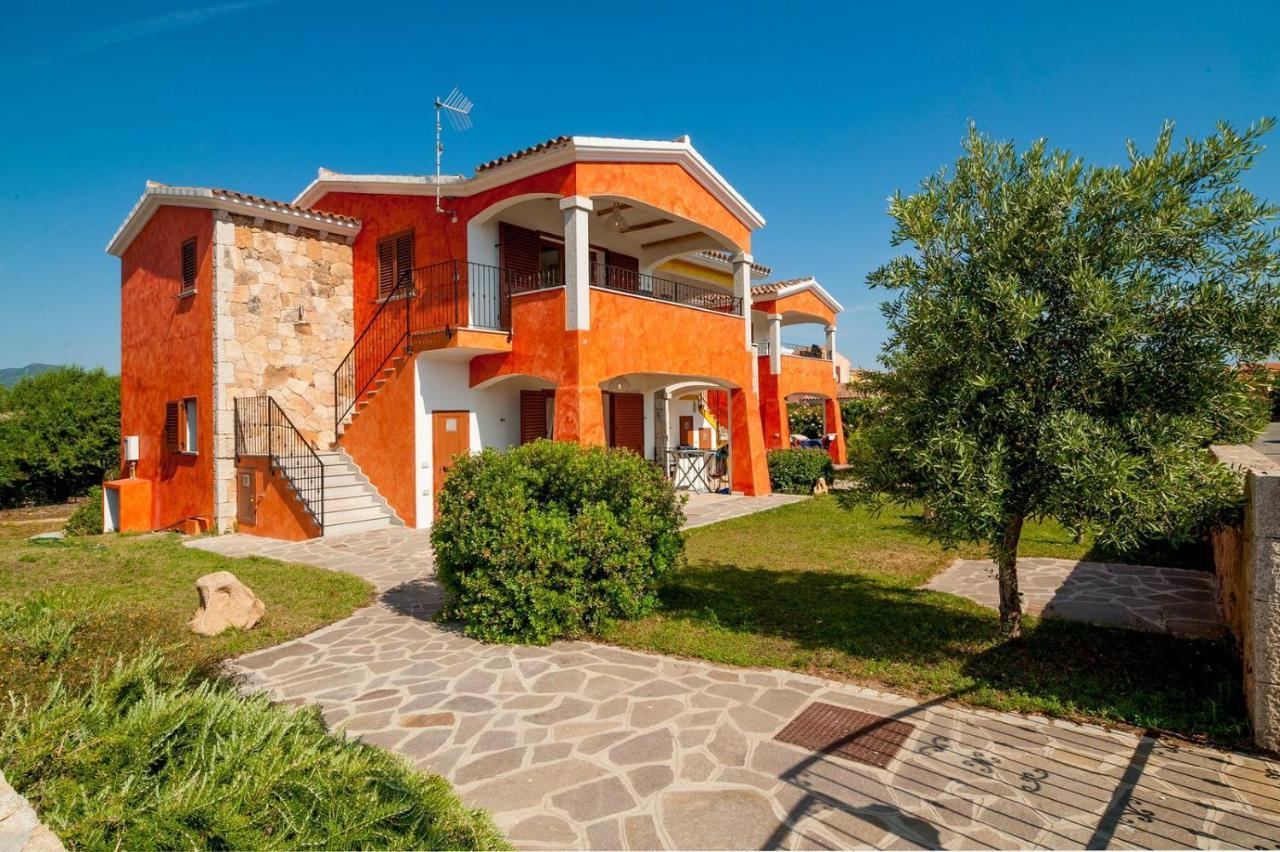 Case Vacanze Budoni Beach Exterior foto