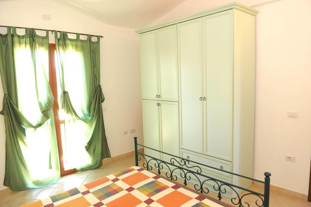 Case Vacanze Budoni Beach Habitación foto