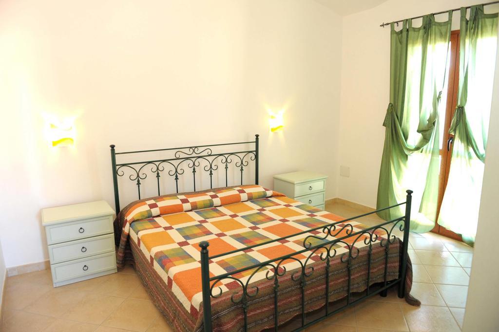 Case Vacanze Budoni Beach Habitación foto